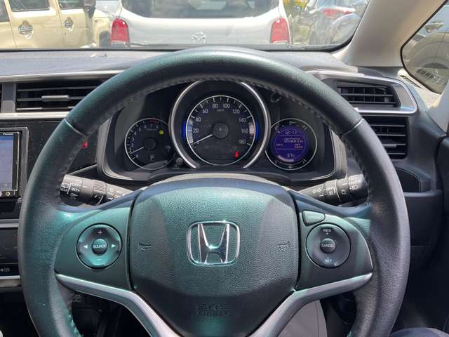 フィット1.5 15XL 4WD