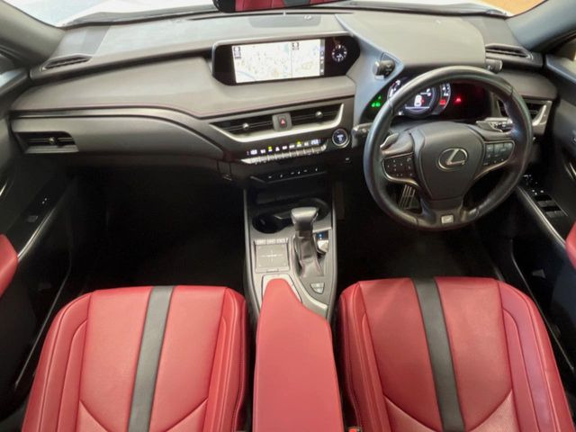 UX250h Fスポーツ