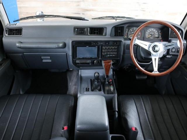 ランドクルーザー804.2 VXリミテッド ディーゼル 4WD