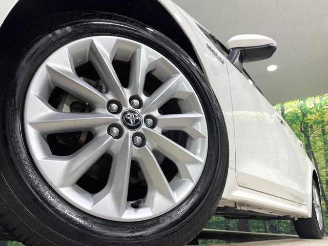 �y����16�C���`�A���~�z�C�[���z�O�ςɃ}�b�`���������A���~�z�C�[���𑕒����Ă���܂��B�e��ЊO�A���~�z�C�[����A�X�^�b�h���X�^�C�����戵�����Ă���܂��B���񂲑��k����������