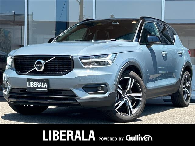 XC40B4 AWD Rデザイン 4WD