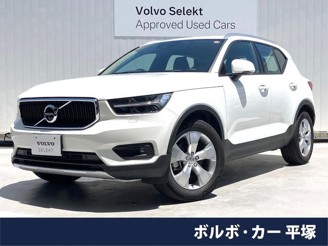 XC40T4 モメンタム