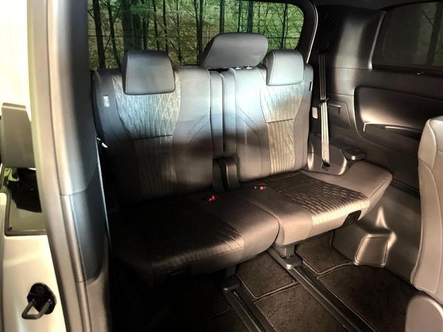 3��ڃV�[�g�͂�������ԗǍD����l�ł��������ƍ����Ē����܂��̂ŁA��l���ł̂��o���������N���N�ł��􂲉Ƒ��ŁA�C�̒m�ꂽ���ԂŁA�h���C�u�ɍs���̂��y���݂ł��ˁ�