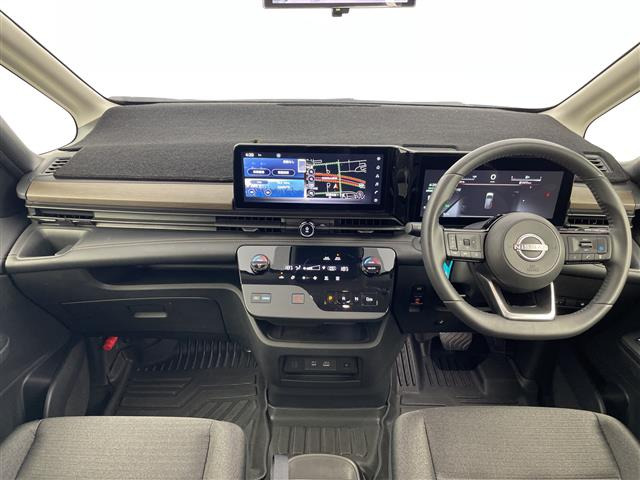 セレナ1.4 e-POWER ハイウェイスターV