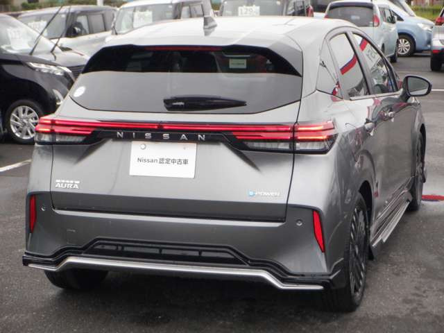 ノートオーラ1.2 G レザーエディション