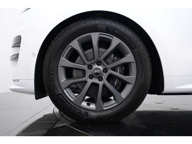 21�C���` �X�^�C��5126�̃z�C�[������������Ă���܂��B�I�X�g�D�[�j�p�[���z���C�g�̊O���ƃ}�b�`���Ă���A�Z�܂�̂���d�l�ł������܂�