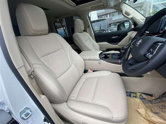 ランドクルーザー3003.3 ZX ディーゼル 4WD