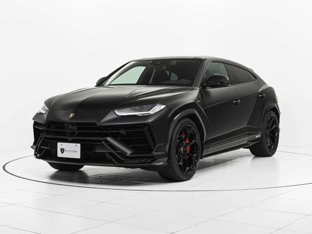 ウルスペルフォルマンテ 4WD