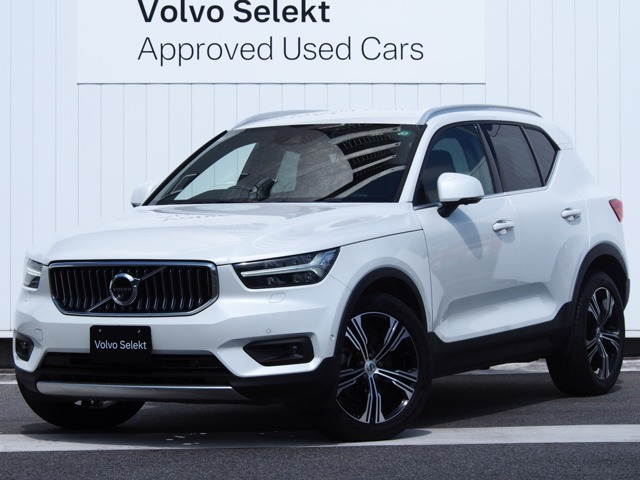 XC40B4 AWD インスクリプション 4WD