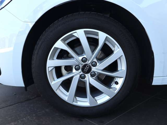 A1スポーツバック25 TFSI アドバンスド