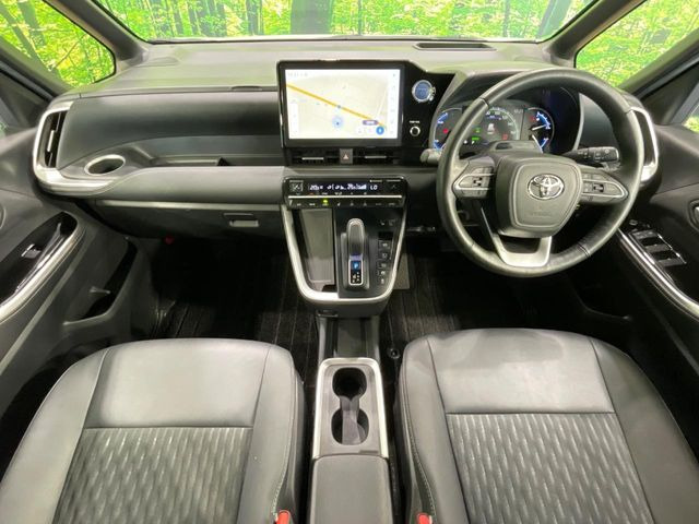 ノア1.8 ハイブリッド S-Z