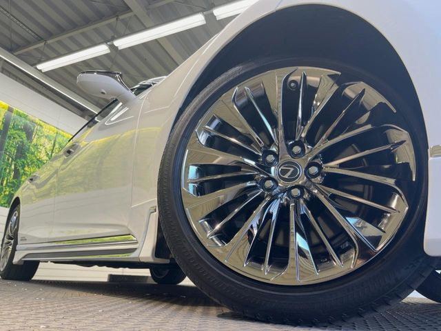 �y�����I�v�V����20�C���`�A���~�z�C�[���z�����I�v�V�����z�C�[���𑕒��B���s���\�̌���ɉ����A�O�ς����X�^�C���b�V���ɂȂ��Ă��܂��B