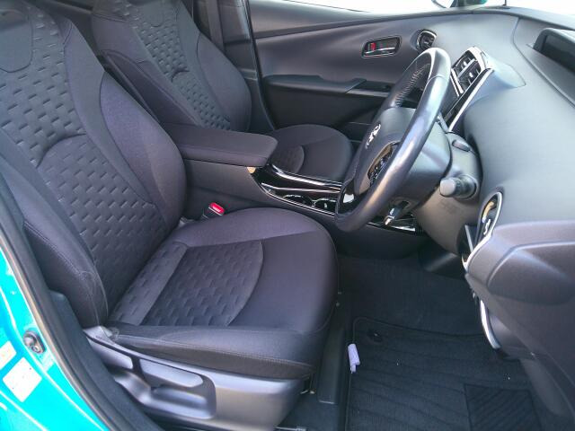 �t�����g�V�[�g����ԗǍD�ł���B�傫�ȉ�����Ȃ��A���S�ł��B����S�n�������ł���B
