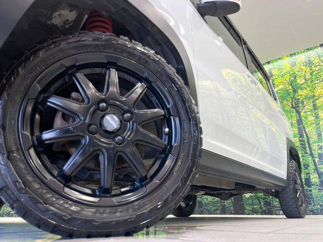 �y15�C���`�A���~�z�C�[���z�O�ςɃ}�b�`�����A���~�z�C�[���𑕒����Ă���܂��B�e��A���~�z�C�[����A�X�^�b�h���X�^�C�����戵�����Ă���܂��B���񂲑��k����������