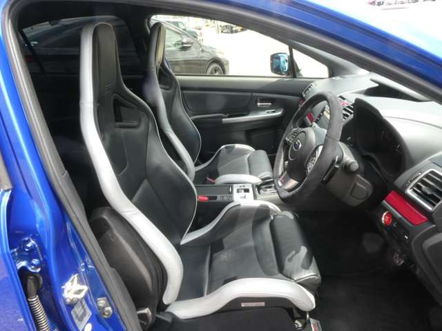 STI��RECARO�o�P�b�g�^�C�v�t�����g�V�[�g!!