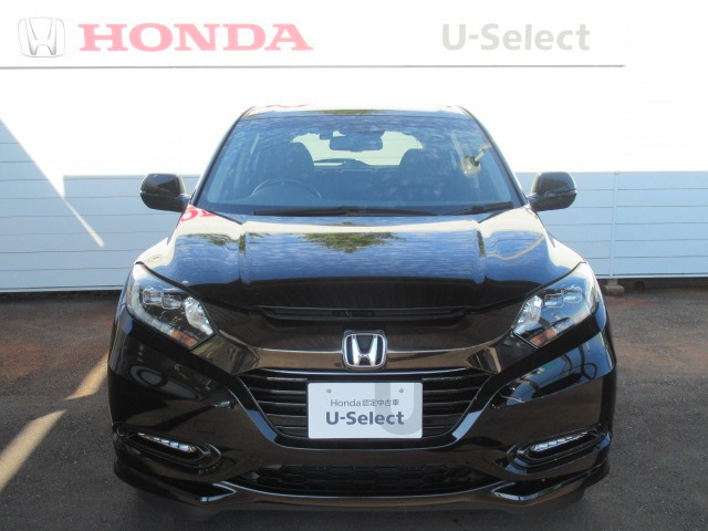 ヴェゼル1.5 ハイブリッド Z ホンダセンシング 4WD
