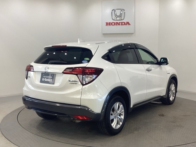 ヴェゼル1.5 ハイブリッド X 4WD