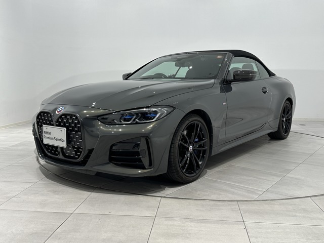 4シリーズカブリオレM440i Xドライブ 4WD