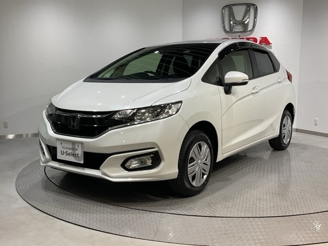 フィット1.3 13G L ホンダセンシング 4WD