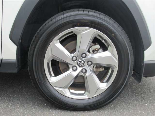 RAV42.5 ハイブリッド G E-Four 4WD