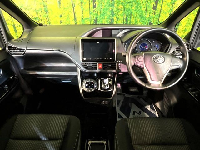 ヴォクシー1.8 ハイブリッド ZS 煌II