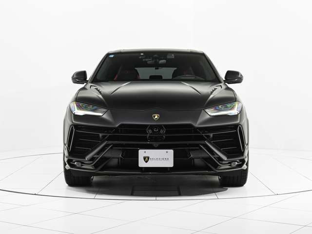 ウルスペルフォルマンテ 4WD