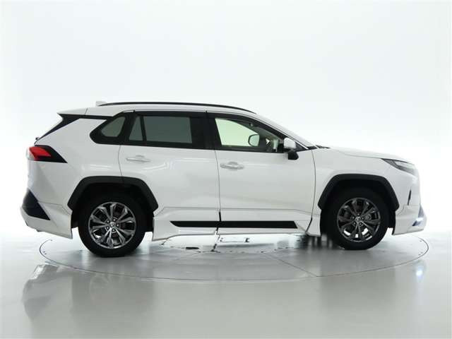 RAV42.5 ハイブリッド G E-Four 4WD