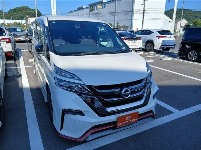 セレナ2.0 NISMO