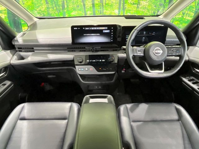 セレナ1.4 e-POWER ルキシオン