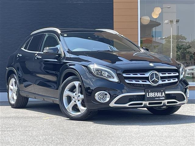 GLAクラスGLA220 4マチック 4WD