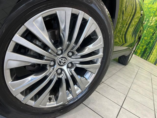 �y����19�C���`�A���~�z�C�[���z�O�ςɃ}�b�`���������A���~�z�C�[���𑕒����Ă���܂��B�e��ЊO�A���~�z�C�[����A�X�^�b�h���X�^�C�����戵�����Ă���܂��B���񂲑��k����������