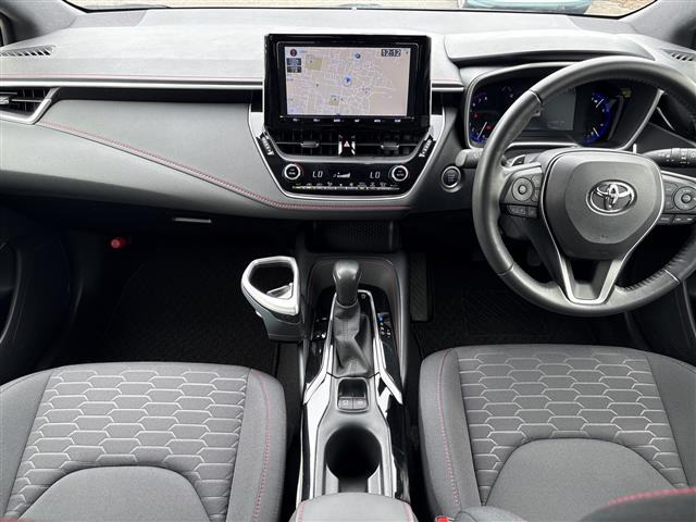 カローラスポーツ1.2 GZ 4WD