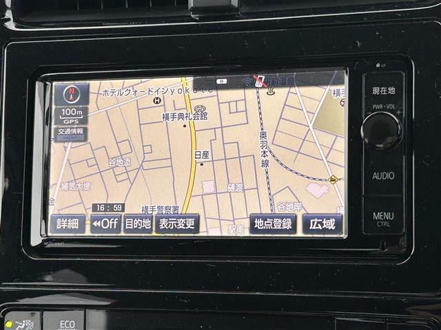 プリウス1.8 A E-Four 4WD