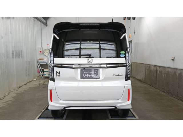 N-BOXカスタムG EX ターボ ホンダセンシング 4WD