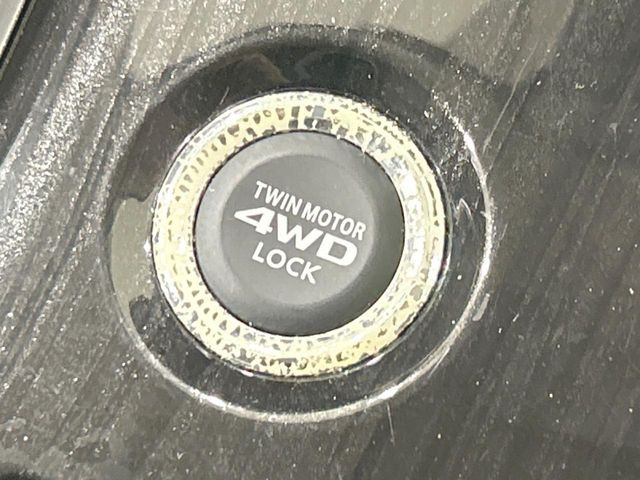 4WD�̂��Ԃł��̂ŁA�ᓹ�ł����S�ł���~��n�n��ɂ��Z�܂��̕��ȊO�ɂ��A�E�B���^�[�X�|�[�c����̕���~��n��֋A�Ȃ����@�������ɂ���������!