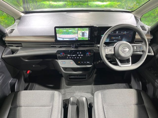 セレナ1.4 e-POWER ハイウェイスターV