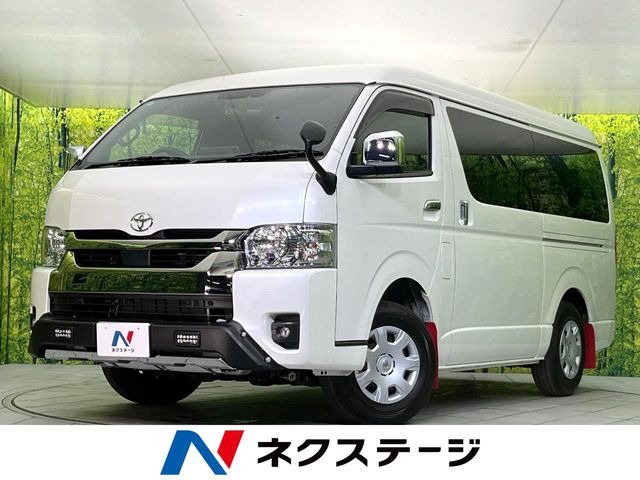 ハイエースバン