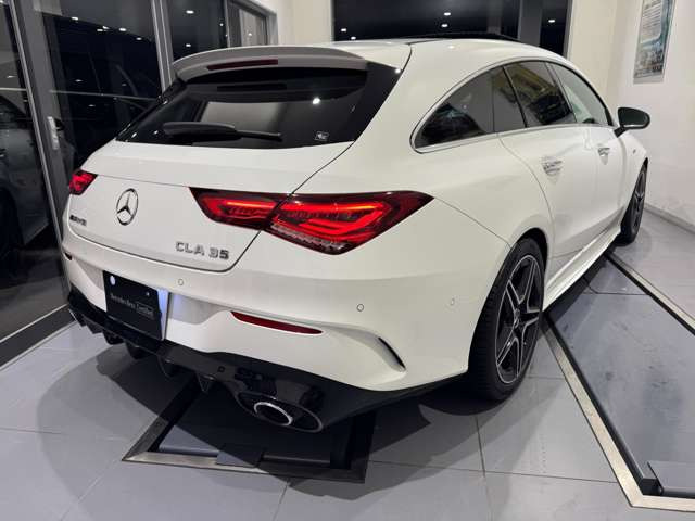 CLAシューティングブレークAMG CLA 35 4マチック 4WD