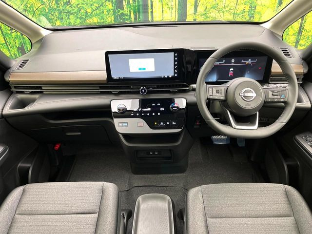 セレナ1.4 e-POWER ハイウェイスターV