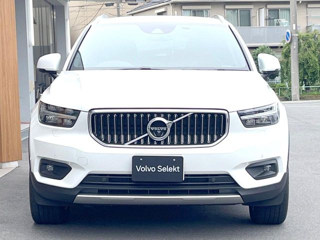 XC40B4 AWD インスクリプション 4WD