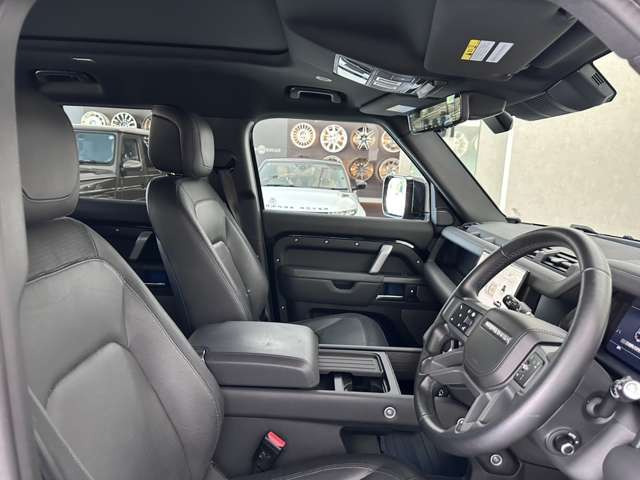 ���ЂɂāA�����N���[�j���O�����{���Ă���܂��̂ŋC�����悭����肢�������܂��B