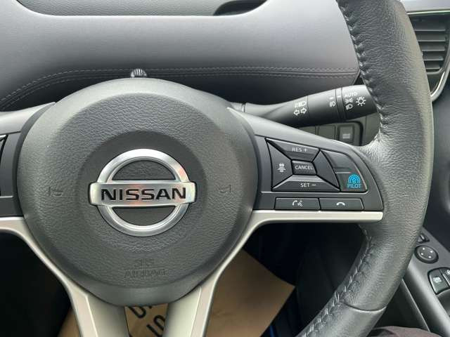 セレナ1.2 e-POWER ハイウェイスターV