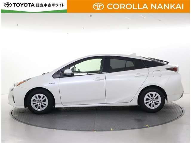 プリウス1.8 S