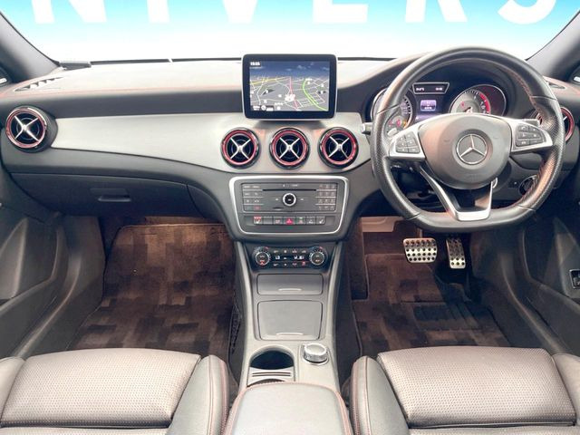CLAシューティングブレークCLA250 シュポルト 4マチック 4WD