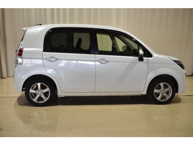 スペイド1.5 X 4WD