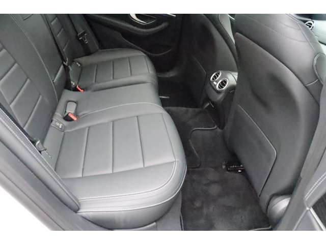 EクラスE220d スポーツ