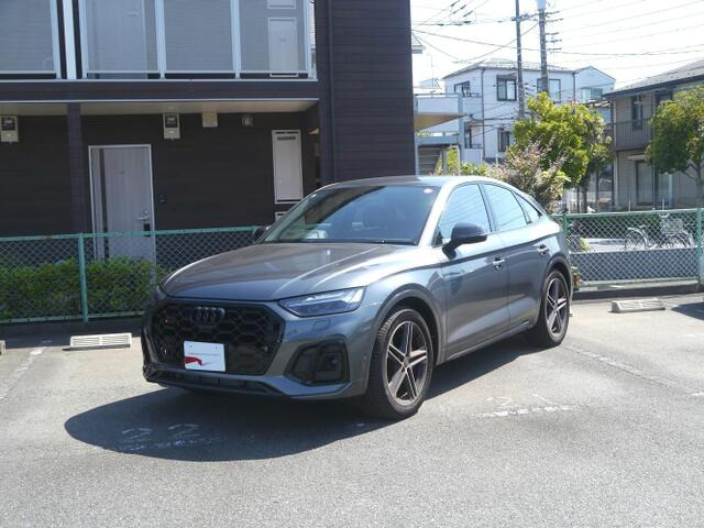 SQ5スポーツバック3.0 4WD