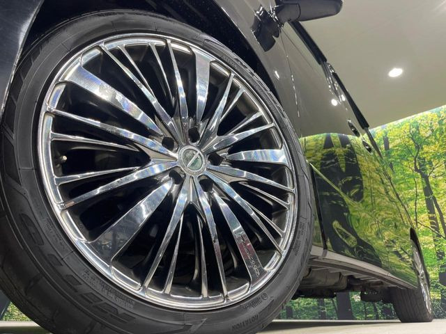 �y20�C���`�A���~�z�C�[���z�O�ςɃ}�b�`�����A���~�z�C�[���𑕒����Ă���܂��B�e��A���~�z�C�[����A�X�^�b�h���X�^�C�����戵�����Ă���܂��B���񂲑��k����������