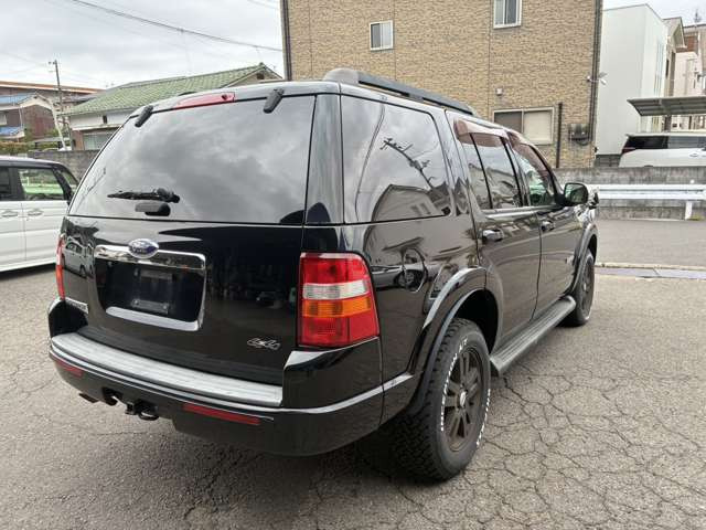 エクスプローラーXLT 4WD