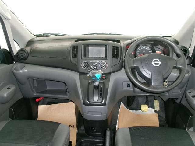 NV200バネットバン1.6 DX